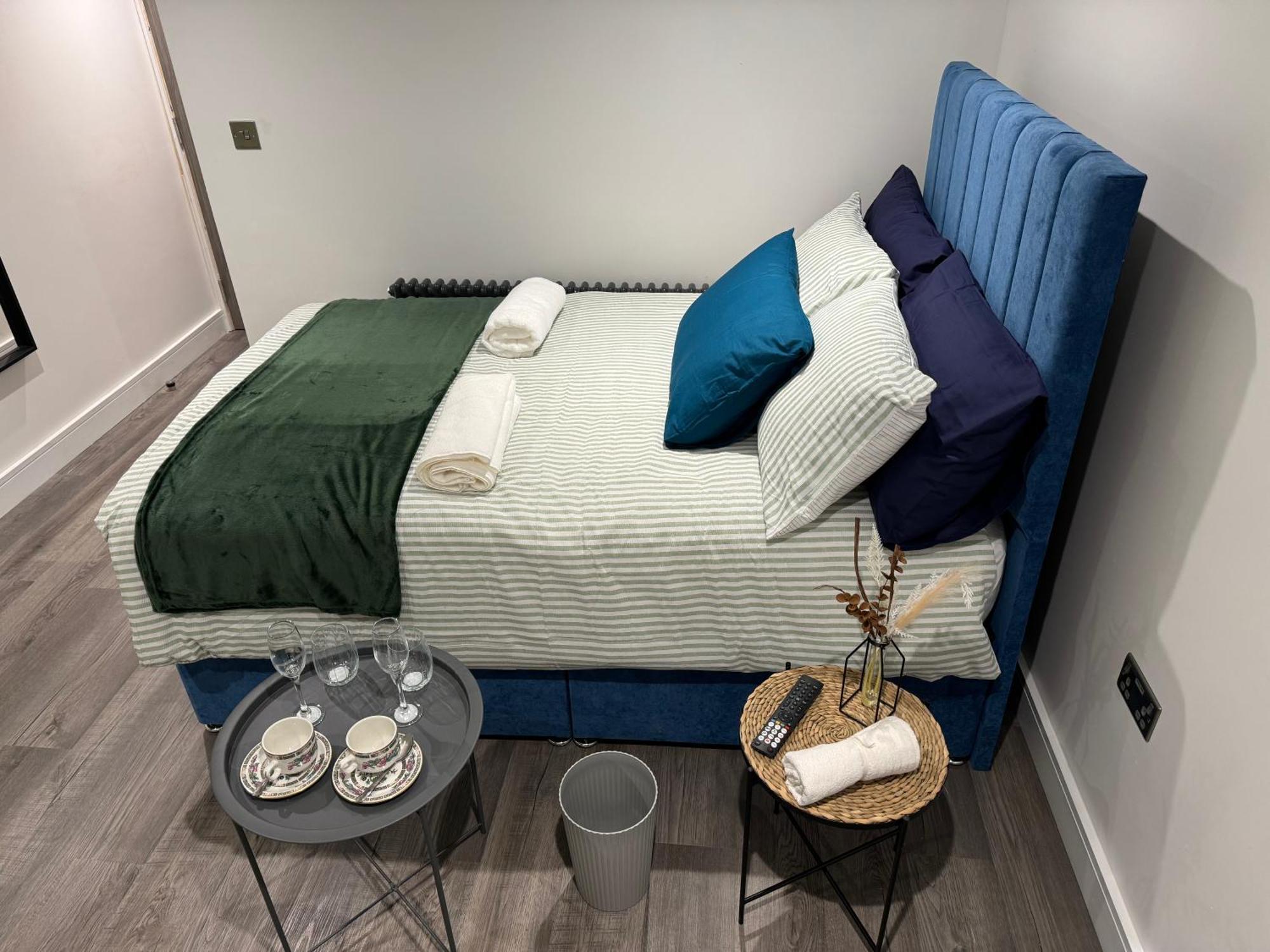 Southgate Luxury Apartments Elland Eksteriør bilde