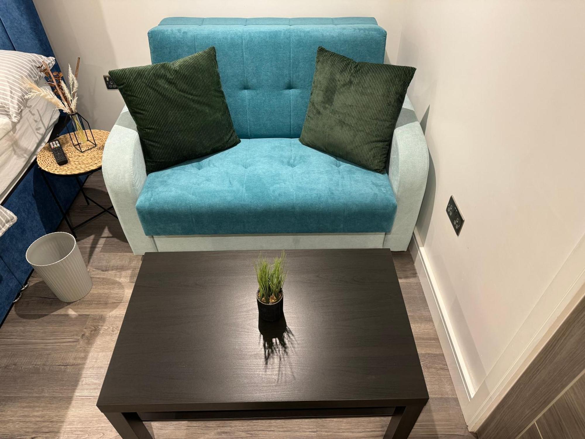 Southgate Luxury Apartments Elland Eksteriør bilde