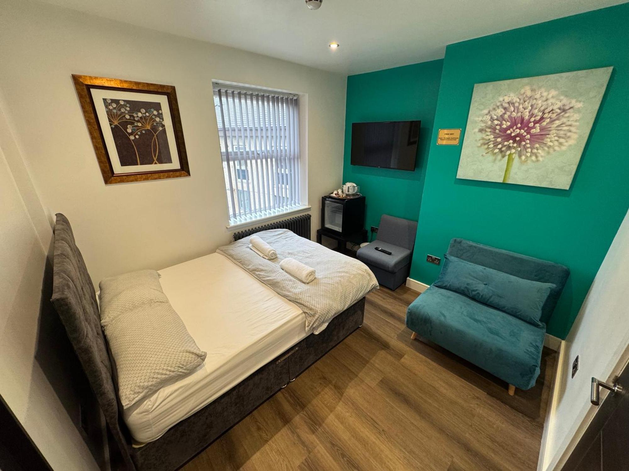 Southgate Luxury Apartments Elland Eksteriør bilde